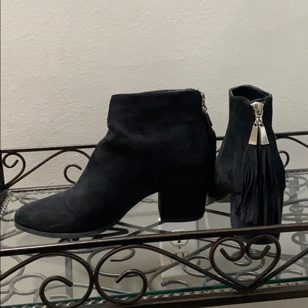 Fab’rik black booties size 7 1/2 🖤🖤